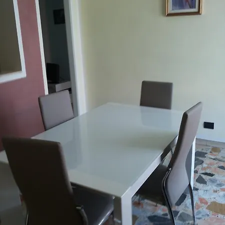 Conte Romita Lägenhet *